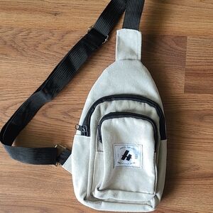 RARE old school Herschel cross body mini backpack adjustable strap 2 zip pockets